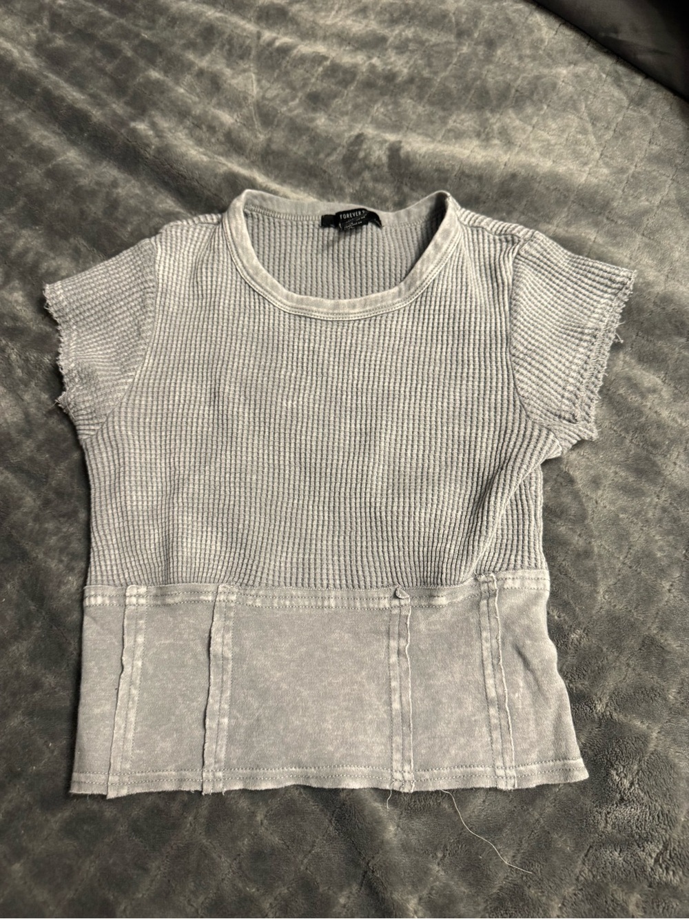 Forever 21 Light Gray Textured Ribbed Short Sleeve Top